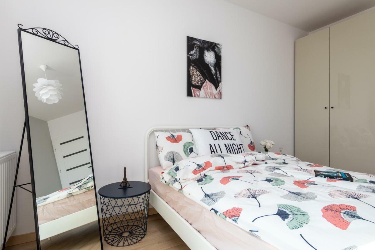 Apartamenty Ul. Marii Konopnickiej Krasków Εξωτερικό φωτογραφία