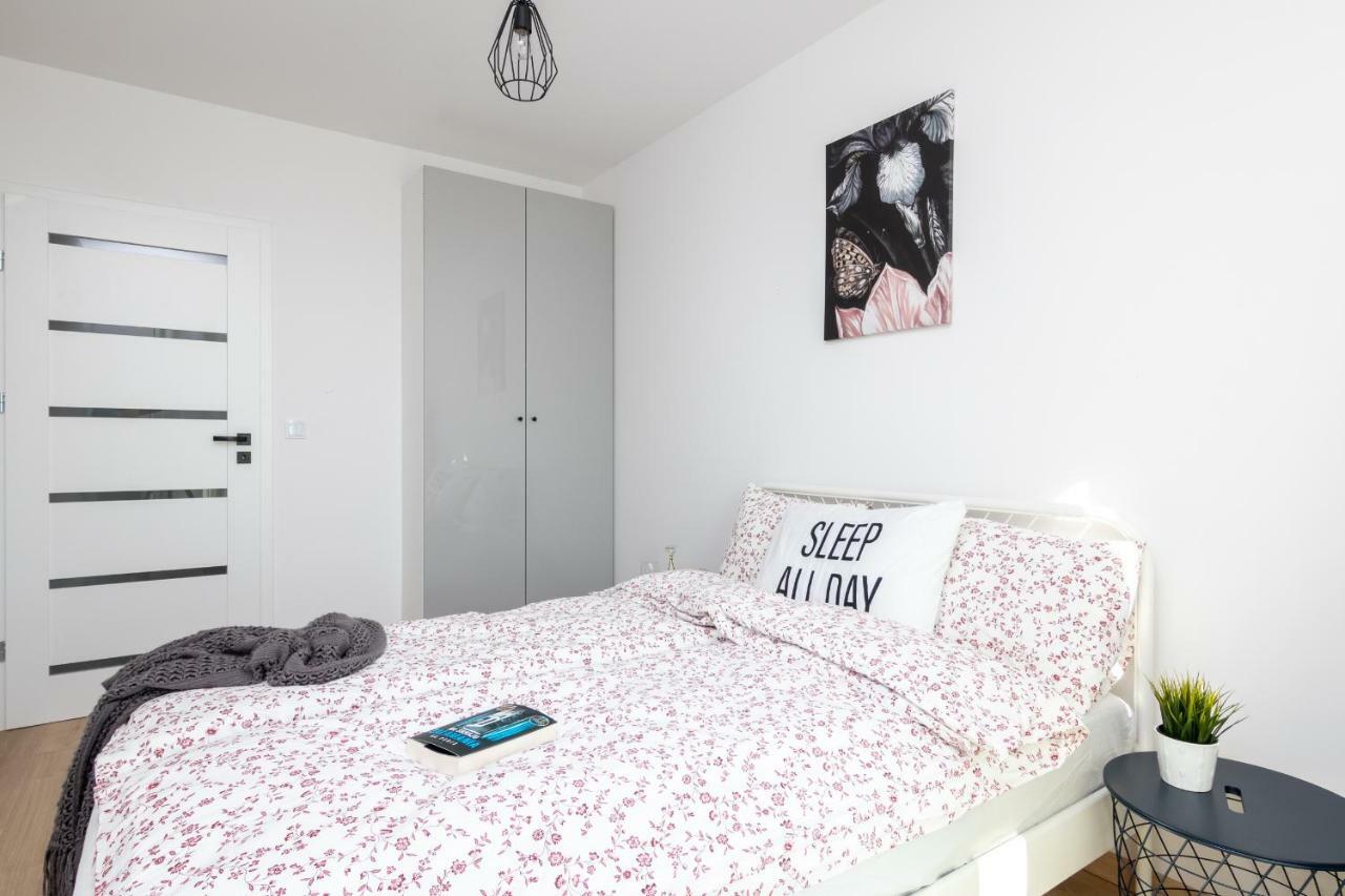 Apartamenty Ul. Marii Konopnickiej Krasków Εξωτερικό φωτογραφία